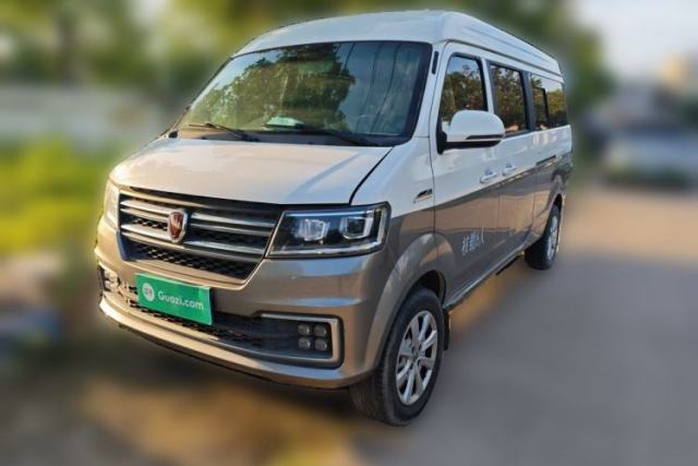 Used Jinbei New Hiace S 2023 1.5L Wealth Edition Passenger Van 5/6/7-Seater Central Air Conditioning Version SWC15M