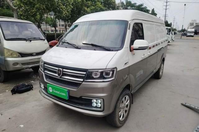 Used Jinbei New Hiace S 2023 1.5L Wealth Edition Van 2/5-Seater Non-Air-Conditioned Version SWC15M