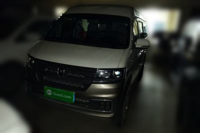 Used Jinbei New Hiace S 2023 1.5L Wealth Edition Passenger Van 5/6/7-Seater Non-Air-Conditioned Version SWC15M