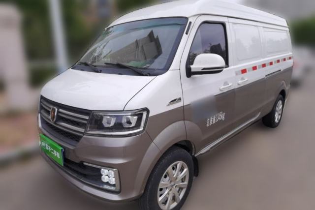 Used Jinbei New Hiace S 2023 1.5L Wealth Edition Van 2/5-Seater Air-Conditioned Model SWC15M