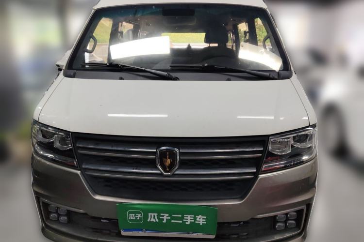 Used Jinbei New Hiace S 2023 1.5L Wealth Edition Passenger Van 5/6/7-Seater Central Air Conditioning Version SWC15M Exterior 1