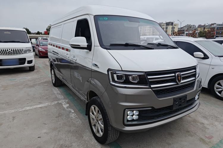 Used Jinbei New Hiace S 2023 1.5L Wealth Edition Van 2/5-Seater Air-Conditioned Model SWC15M Exterior 2
