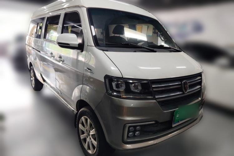 Used Jinbei New Hiace S 2023 1.5L Wealth Edition Passenger Van 5/6/7-Seater Central Air Conditioning Version SWC15M Exterior 2