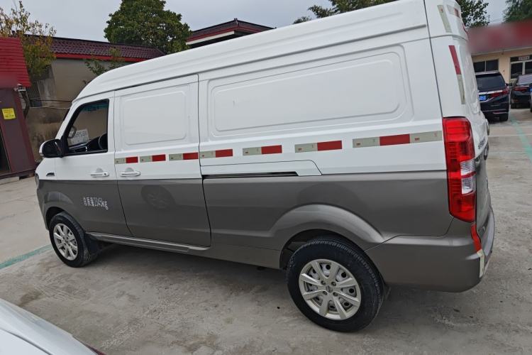 Used Jinbei New Hiace S 2023 1.5L Wealth Edition Van 2/5-Seater Air-Conditioned Model SWC15M Exterior 3