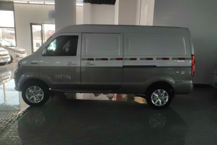 Used Jinbei New Hiace S 2023 1.5L Wealth Edition Van 2/5-Seater Non-Air-Conditioned Version SWC15M Exterior 3