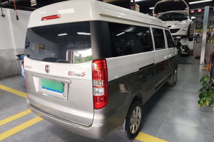 Used Jinbei New Hiace S 2023 1.5L Wealth Edition Passenger Van 5/6/7-Seater Central Air Conditioning Version SWC15M Exterior 5