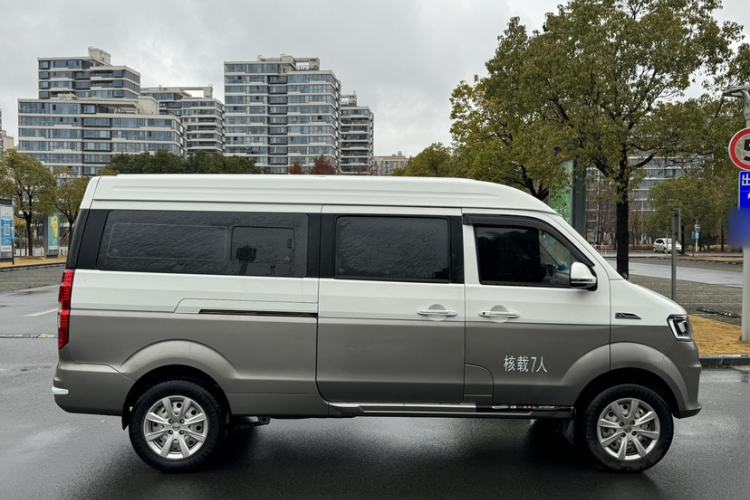 Used Jinbei New Hiace S 2023 1.5L Wealth Edition Passenger Van 5/6/7-Seater Central Air Conditioning Version SWC15M Exterior 6