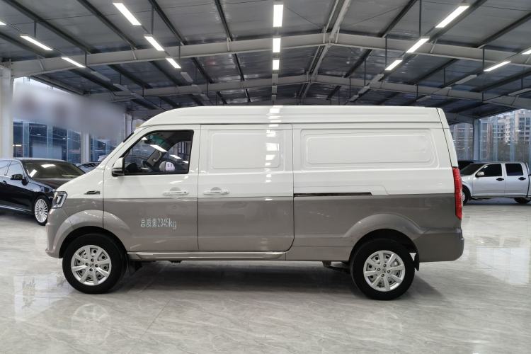 Used Jinbei New Hiace S 2023 1.5L Wealth Edition Van 2/5-Seater Non-Air-Conditioned Version SWC15M Exterior 8