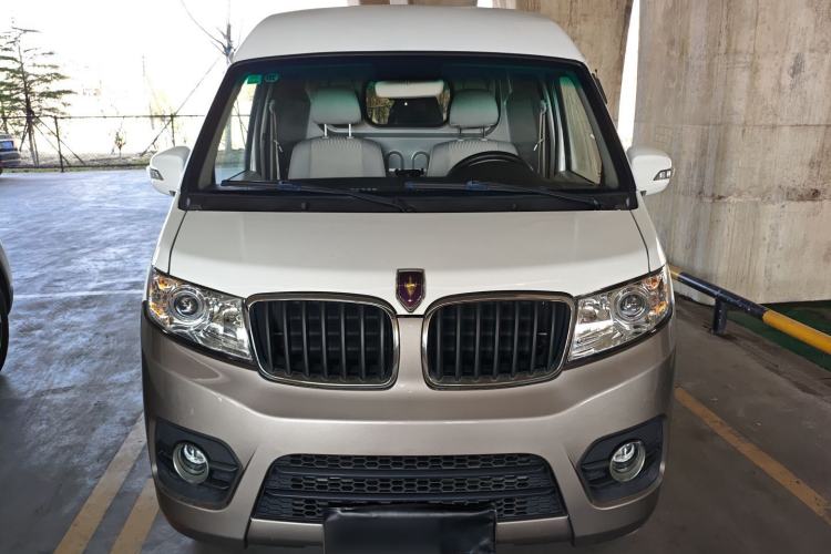 Used Jinbei New Hiace S 2023 1.5L Wealth Edition Van 2/5-Seater Non-Air-Conditioned Version SWC15M Front