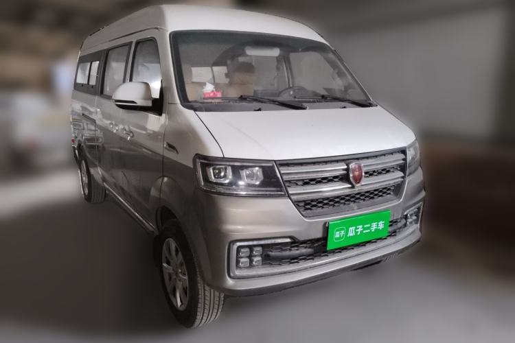 Used Jinbei New Hiace S 2023 1.5L Wealth Edition Passenger Van 5/6/7-Seater Central Air Conditioning Version SWC15M Front Right 45 Deg