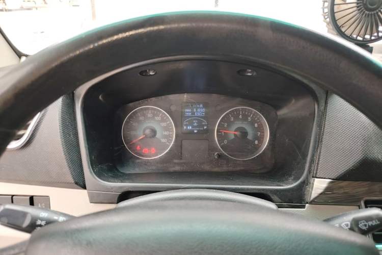 Used Jinbei New Hiace S 2023 1.5L Wealth Edition Van 2/5-Seater Non-Air-Conditioned Version SWC15M Instrument Cluster