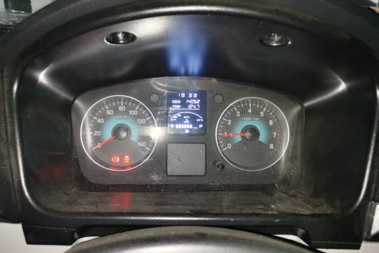 Used Jinbei New Hiace S 2023 1.5L Wealth Edition Van 2/5-Seater Air-Conditioned Model SWC15M Instrument Cluster