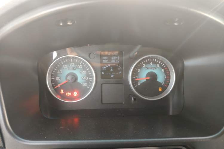 Used Jinbei New Hiace S 2023 1.5L Wealth Edition Van 2/5-Seater Non-Air-Conditioned Version SWC15M Instrument Cluster