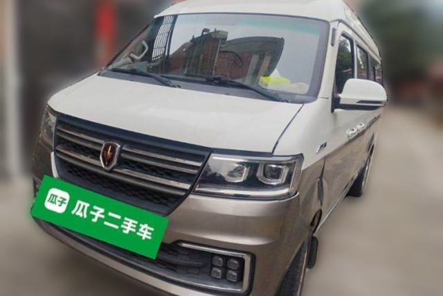Used Jinbei New Hiace S 2023 1.5L Wealth Edition Passenger Van 5/6/7-Seater Central Air Conditioning Version SWC15M