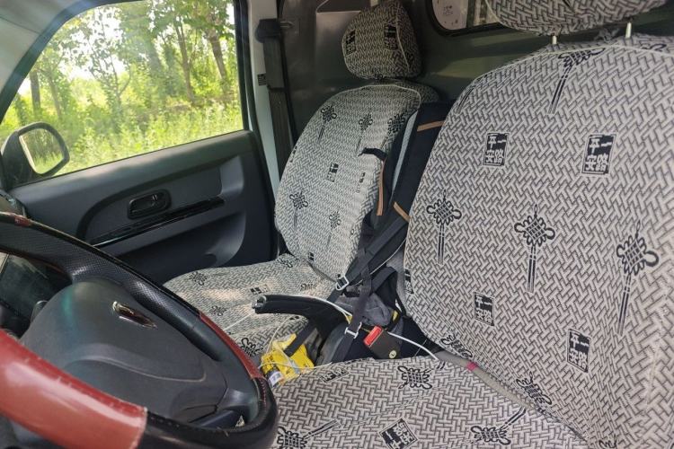 Used Jinbei New Hiace S 2023 1.5L Wealth Edition Van 2/5-Seater Air-Conditioned Model SWC15M Left Front Seat