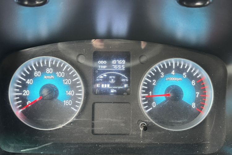 Used Jinbei New Hiace S 2023 1.5L Wealth Edition Passenger Van 5/6/7-Seater Central Air Conditioning Version SWC15M Odometer Close Up