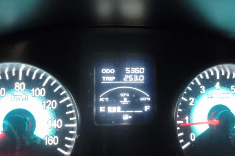 Used Jinbei New Hiace S 2023 1.5L Wealth Edition Passenger Van 5/6/7-Seater Central Air Conditioning Version SWC15M Odometer Close Up