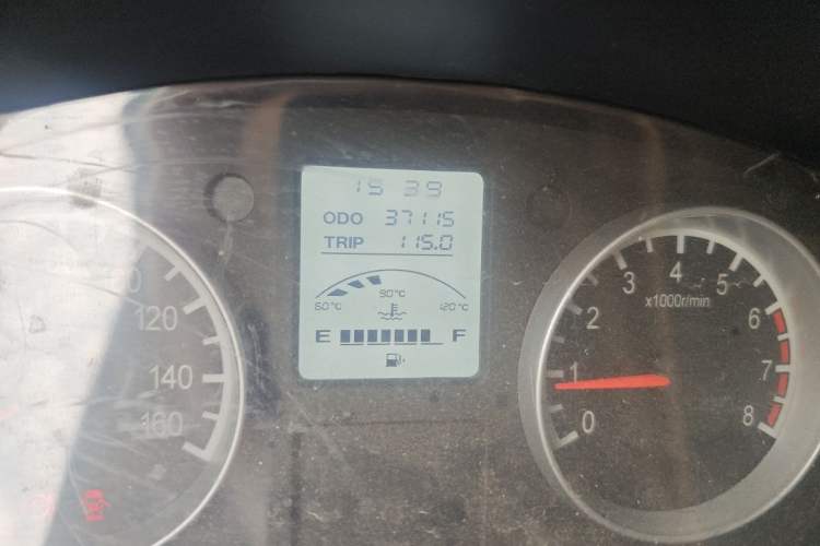 Used Jinbei New Hiace S 2023 1.5L Wealth Edition Van 2/5-Seater Air-Conditioned Model SWC15M Odometer Close Up