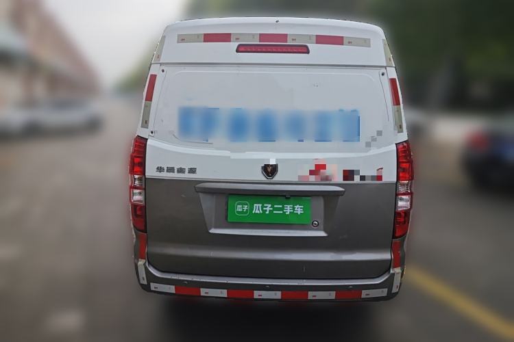 Used Jinbei New Hiace S 2023 1.5L Wealth Edition Van 2/5-Seater Non-Air-Conditioned Version SWC15M Rear