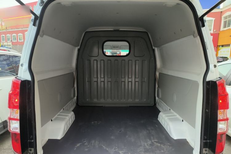 Used Jinbei New Hiace S 2023 1.5L Wealth Edition Van 2/5-Seater Non-Air-Conditioned Version SWC15M Trunk