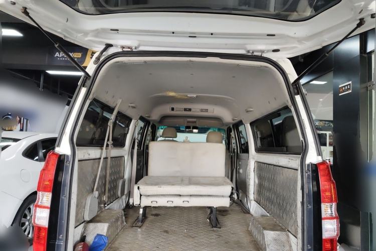 Used Jinbei New Hiace S 2023 1.5L Wealth Edition Passenger Van 5/6/7-Seater Central Air Conditioning Version SWC15M Trunk