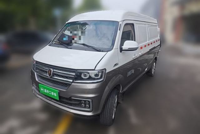 Used Jinbei New Hiace S 2023 1.5L Wealth Edition Van 2/5-Seater Non-Air-Conditioned Version SWC15M