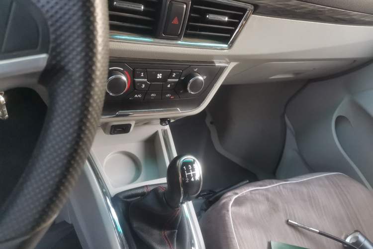 Used Jinbei New Hiace S  Gear Lever