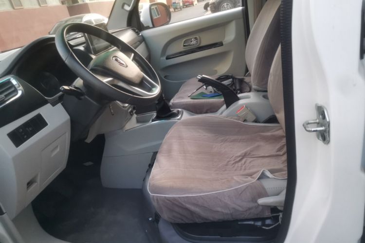 Used Jinbei New Hiace S  Left Front Seat