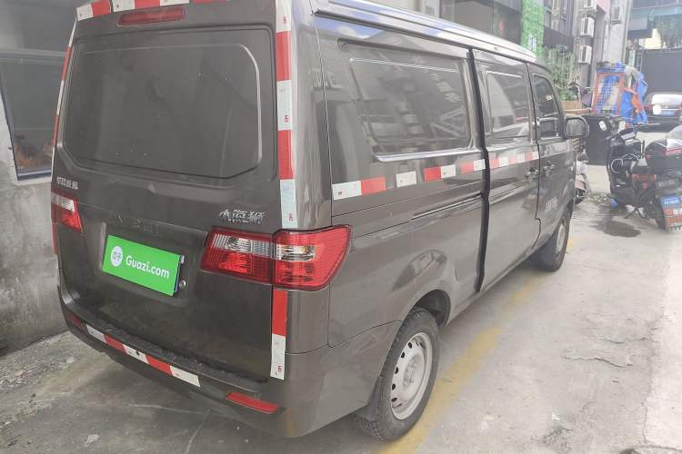 Used Jinbei New Hiace X30L 2023 1.5L Super Enjoyment Van 2/5 Seats Non-Air-Conditioned Version SWC15M Rear Right 45 Deg