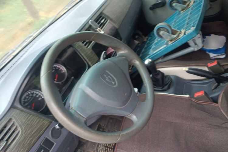 Used Jinbei New Hiace X30L 2021 1.5L Wealth Van Non-Air-Conditioned Version China VI Standard SWC15M Steering Wheel