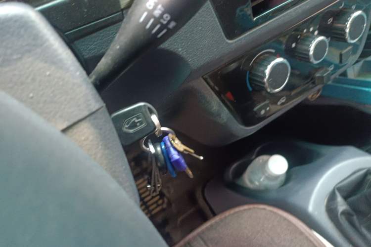 Used Jinbei New Hiace X30L 2021 1.5L Wealth Van Non-Air-Conditioned Version China VI Standard SWC15M Vehicle Key