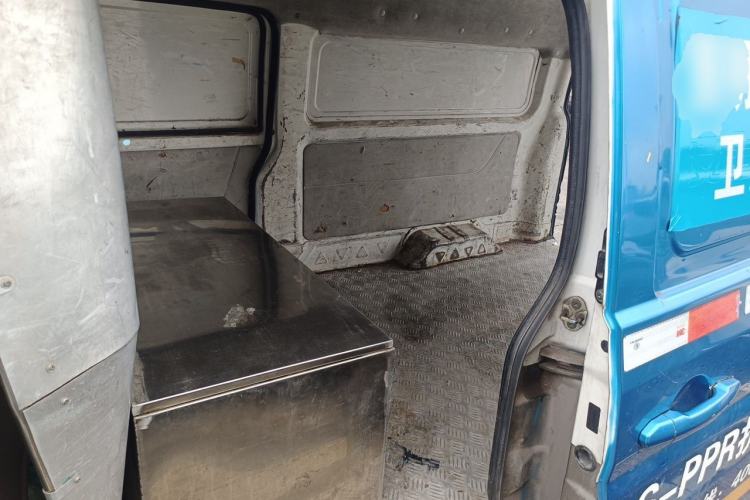 Used Jinbei New Hiace X30L 2016 1.5L Wealth Edition Van DLCG14 Left Rear Seat