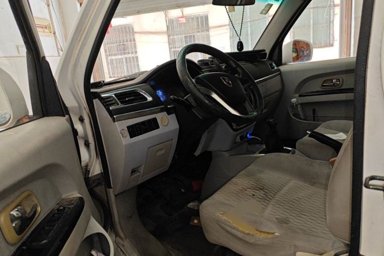 Used Jinbei New Hiace X30L 2016 1.5L Wealth Edition DLCG14 Driver Seat