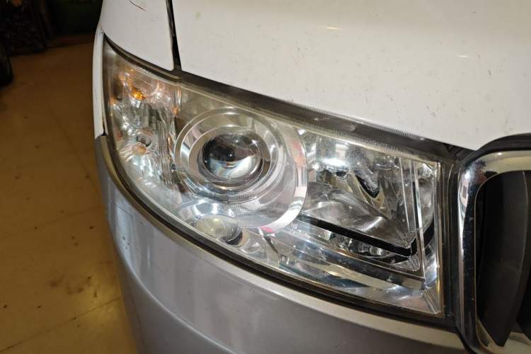 Used Jinbei New Hiace X30L 2016 1.5L Wealth Edition DLCG14 Right Front Headlight