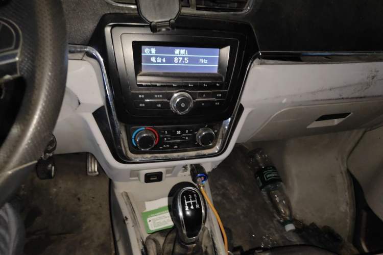 Used Jinbei New Hiace X30L 2016 1.5L Wealth Edition DLCG14 Audio And AC Panel