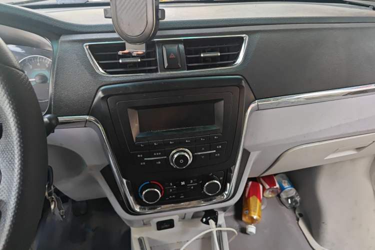 Used Jinbei New Hiace X30L 2016 1.5L Wealth Edition DLCG14 Audio And AC Panel