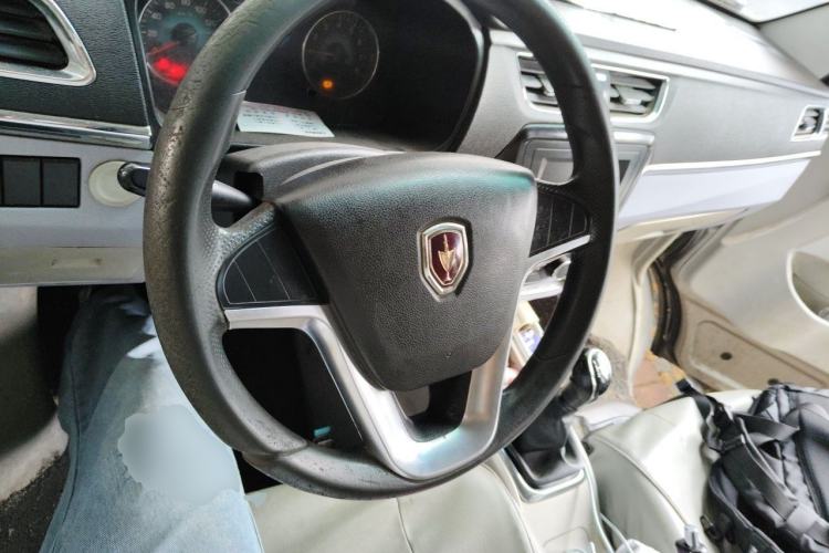 Used Jinbei New Hiace X30L 2016 1.3L Wealth Edition DLCG12 Center Console