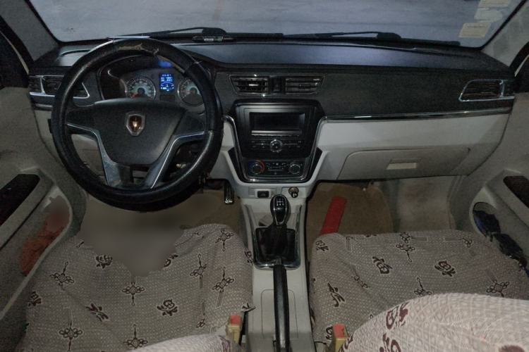 Used Jinbei New Hiace X30L 2016 1.5L Wealth Edition DLCG14 Center Console