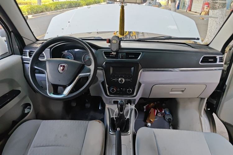 Used Jinbei New Hiace X30L 2016 1.5L Wealth Edition DLCG14 Center Console