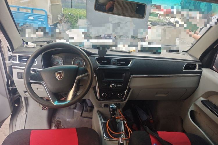 Used Jinbei New Hiace X30L 2016 1.3L Wealth Edition Van DLCG12 Center Console