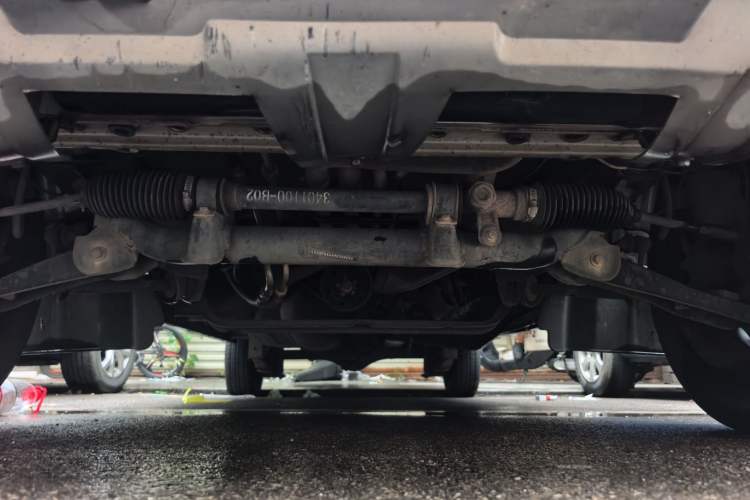 Used Jinbei New Hiace X30L 2016 1.5L Wealth Edition DLCG14 Chassis Front