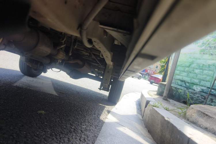 Used Jinbei New Hiace X30L 2016 1.3L Wealth Edition Van DLCG12 Chassis Front Left