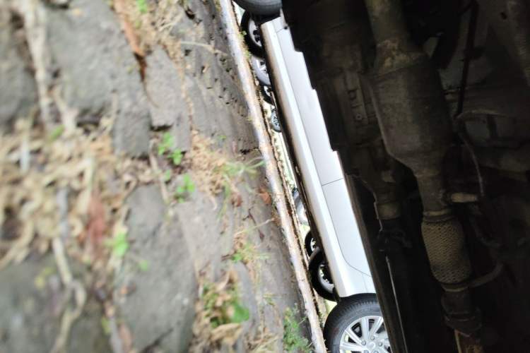 Used Jinbei New Hiace X30L 2016 1.3L Wealth Edition DLCG12 Chassis Front Left