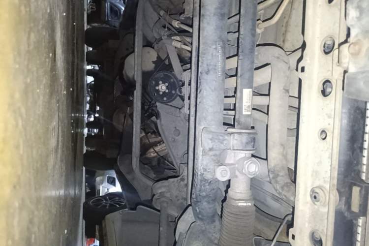 Used Jinbei New Hiace X30L 2016 1.5L Wealth Edition DLCG14 Chassis Front