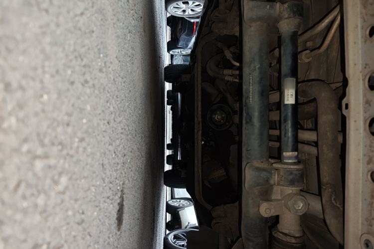 Used Jinbei New Hiace X30L 2016 1.3L Wealth Edition DLCG12 Chassis Front