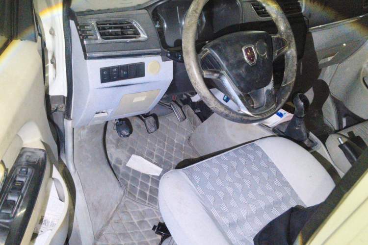 Used Jinbei New Hiace X30L 2016 1.5L Wealth Edition Van DLCG14 Driver Seat