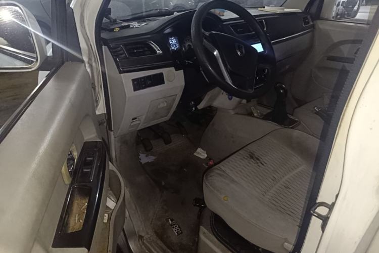 Used Jinbei New Hiace X30L 2016 1.5L Wealth Edition DLCG14 Driver Seat