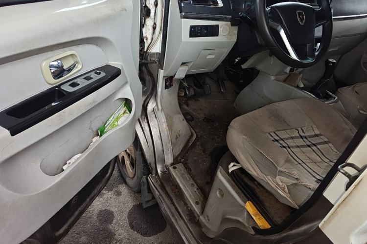Used Jinbei New Hiace X30L 2016 1.3L Wealth Edition DLCG12 Driver Seat