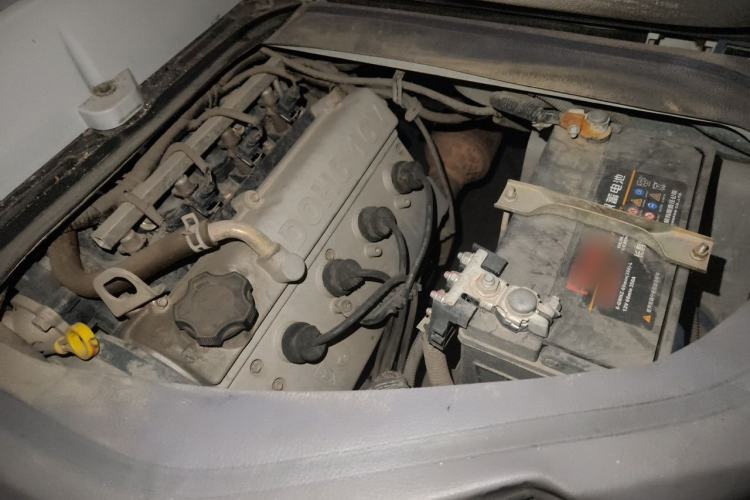 Used Jinbei New Hiace X30L 2016 1.5L Wealth Edition DLCG14 Engine Bay Left