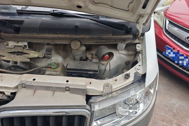 Used Jinbei New Hiace X30L 2016 1.3L Wealth Edition DLCG12 Engine Bay Left